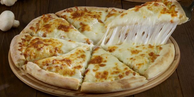 La pizza à la crème fraîche : une spécialité régionale à découvrir