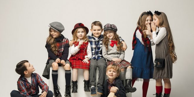 Quels sont les must-haves vestimentaires saisonniers pour les enfants  tout au long de l’année ?