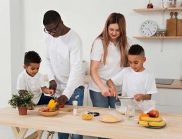 Quels sont les avantages de cuisiner en famille?