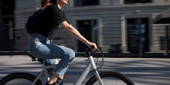 Faut-il louer un vélo cargo quand on a des enfants en bas âge ?